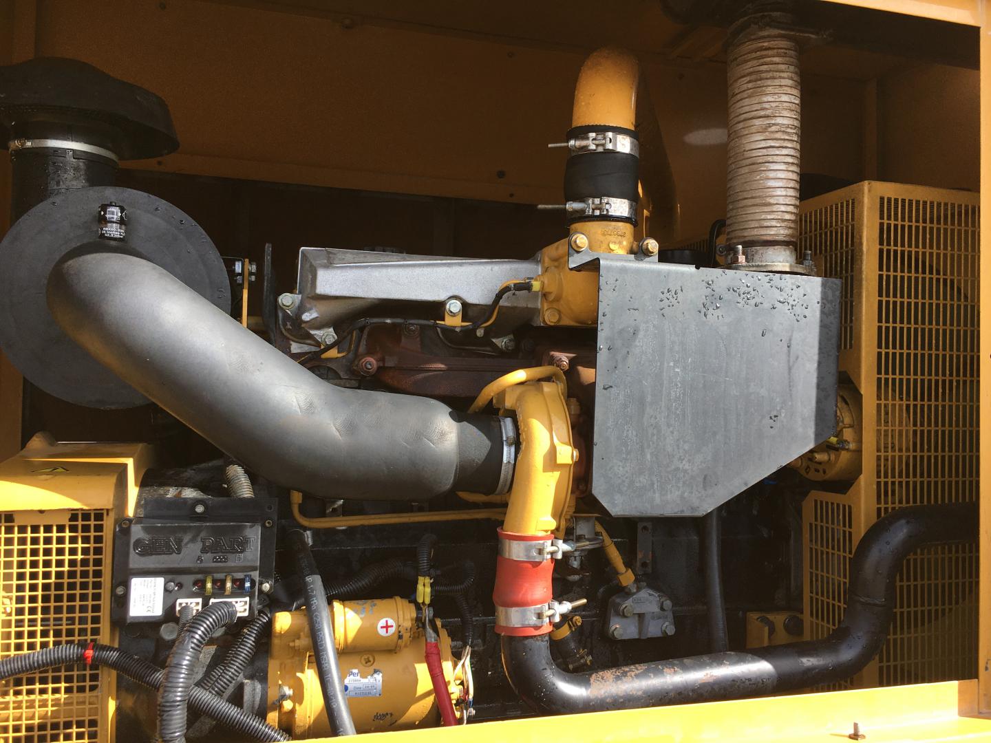 ./imagenes/INVOICE/2019/16797/PLANRA DE LUZ CATERPILLAR D150P1 (6).JPG